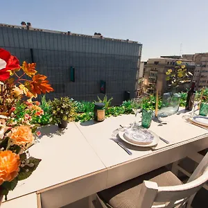 Old Town With Amazing View From The Balcony Bucureşti