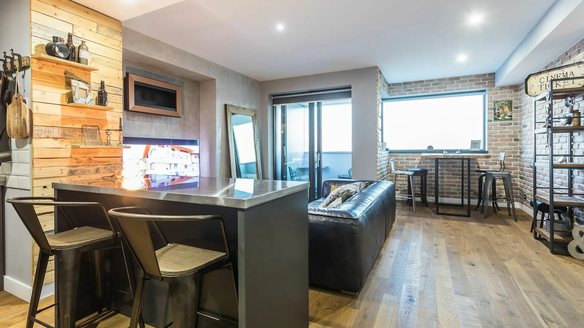 New York Experience Suite With City View Bucharest